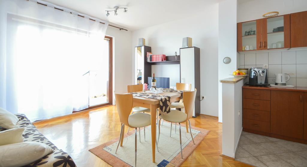 Apartment Natasa Novi Vinodolski Kamer foto